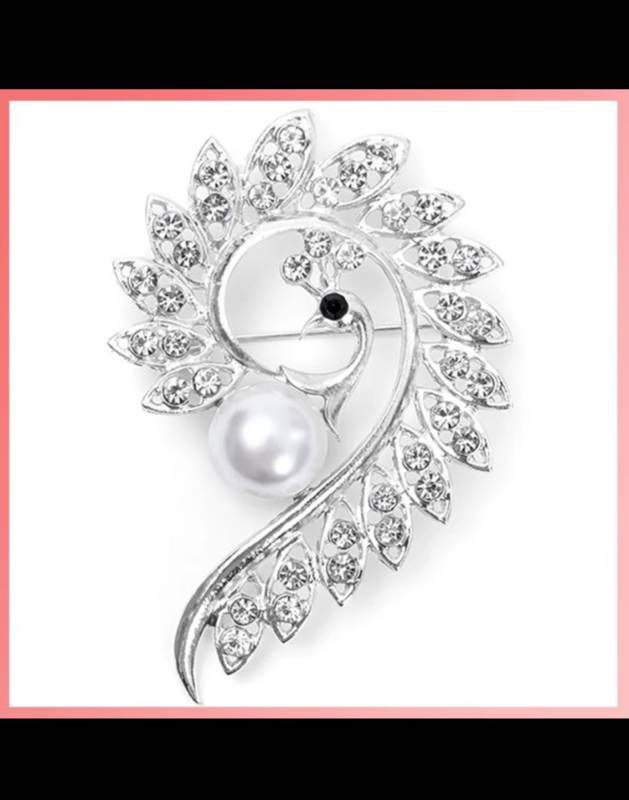 Brooches Collection 003 (25 82-112) - Thai Dress Brooches and Jewellry