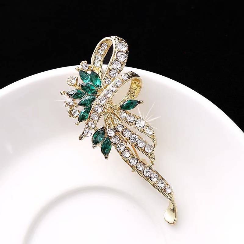 Brooches Collection 003-1 (25 1-24) - Thai Dress Brooches and Jewellry