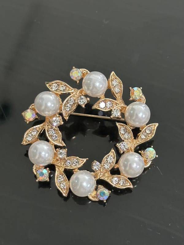 Brooches Collection 003-3 (25 44-62) - Thai Dress Brooches and Jewellry