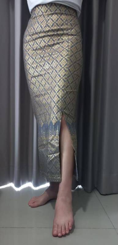 Elegant Thai Laos Silk Long Skirt with Split 24 45 Two Sizes Available Fitted Skirts Size A 25 30 Size B 30 40 Drop 35 Traditional Thai Clothing Thai Silk Skirt