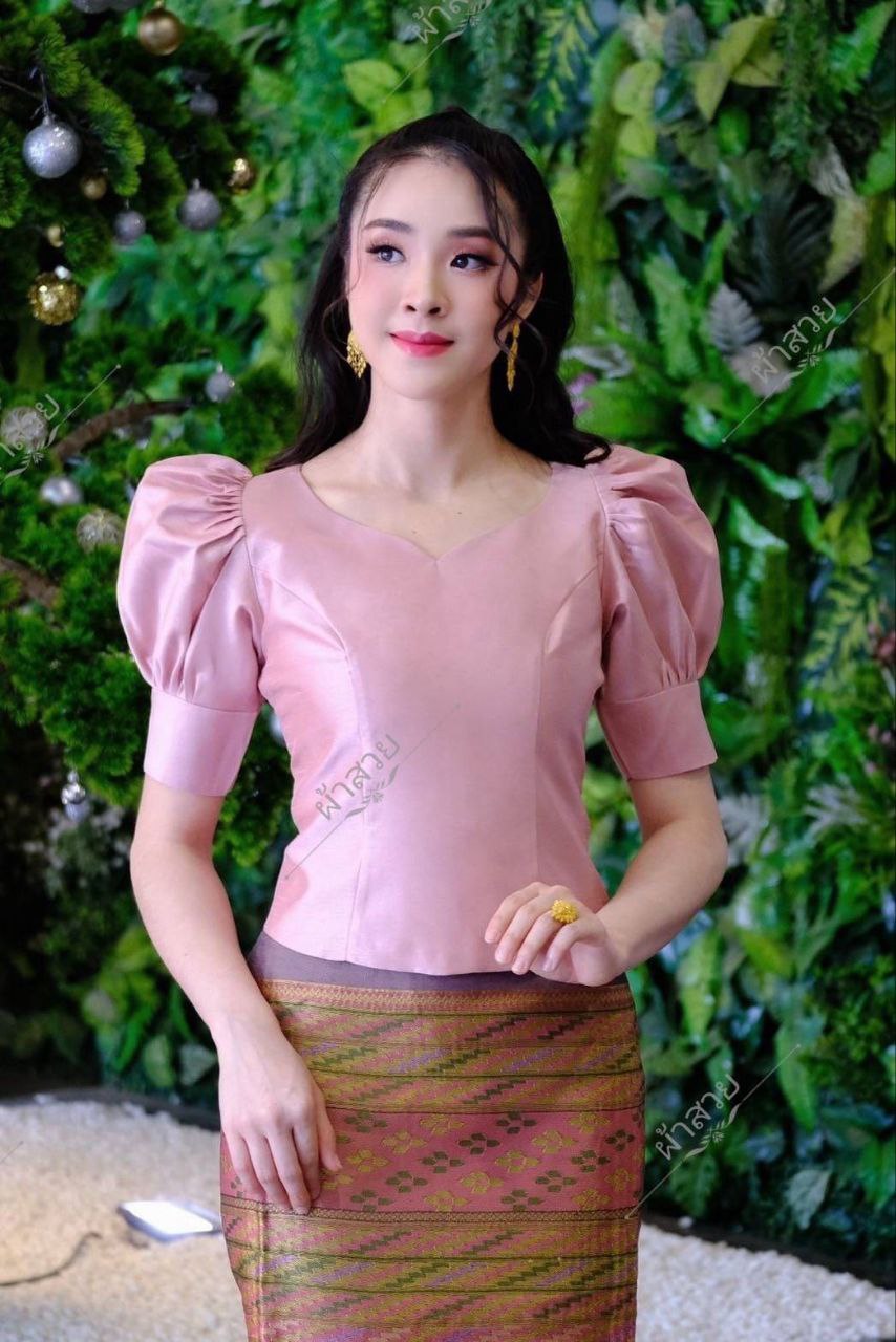 Thai Laos Silk Blouse Four Threaded Silk Wavy Batwing Sleeve Blouse 8 Colors 37 Chest 32 42 Shiny Silk