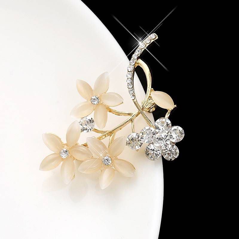 Brooches Collection 003 (25 82-112) - Thai Dress Brooches and Jewellry