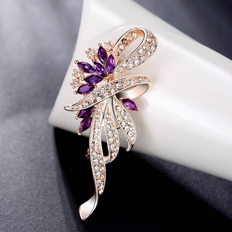Brooches Collection 003 (25 82-112) - Thai Dress Brooches and Jewellry