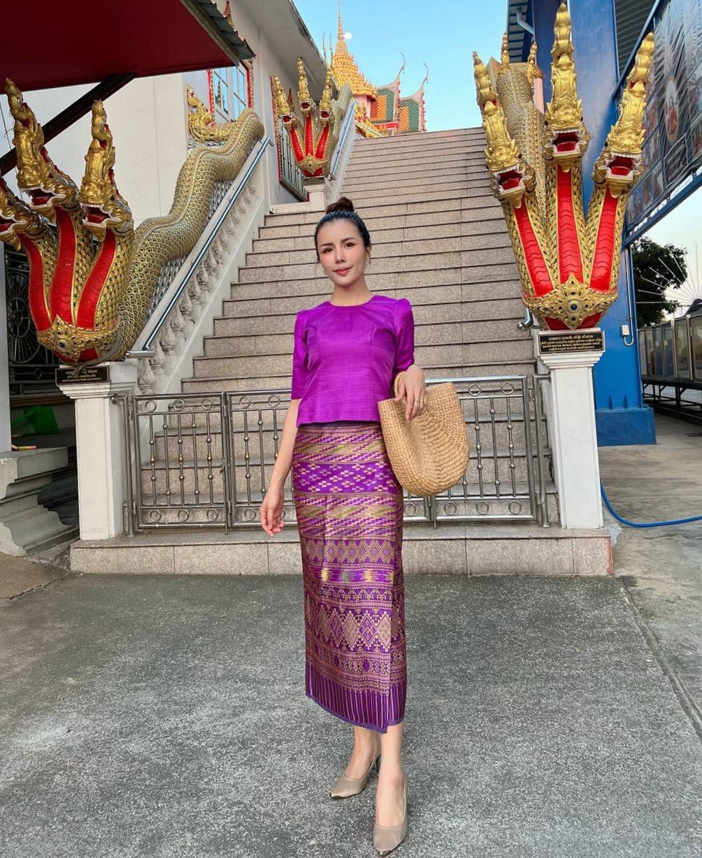 Thai Traditional Dress Silk Skirt & Silk Blouse Set