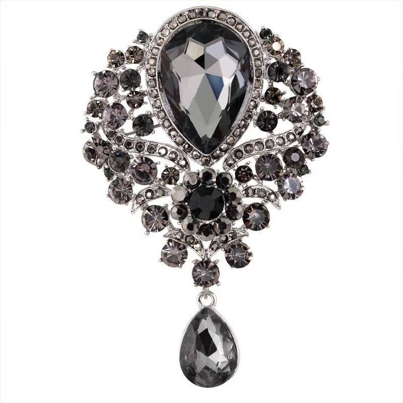 Brooches Collection 002 (80 1-37) - Thai Dress Brooches and Jewellry