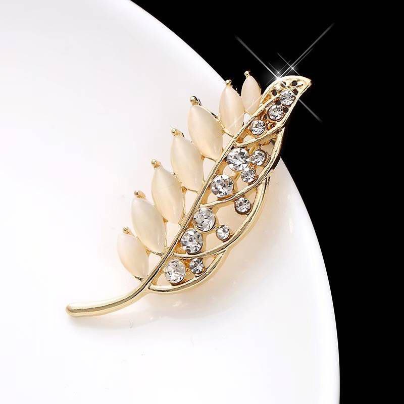 Brooches Collection 003-4 (25 63-85) - Thai Dress Brooches and Jewellry