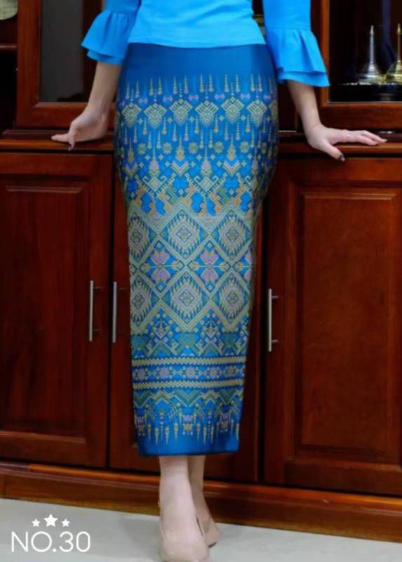 Elegant Thai/Laos Silk Skirt - Free Size Waist 24"- 44", 71-80 Traditional Thai Clothing