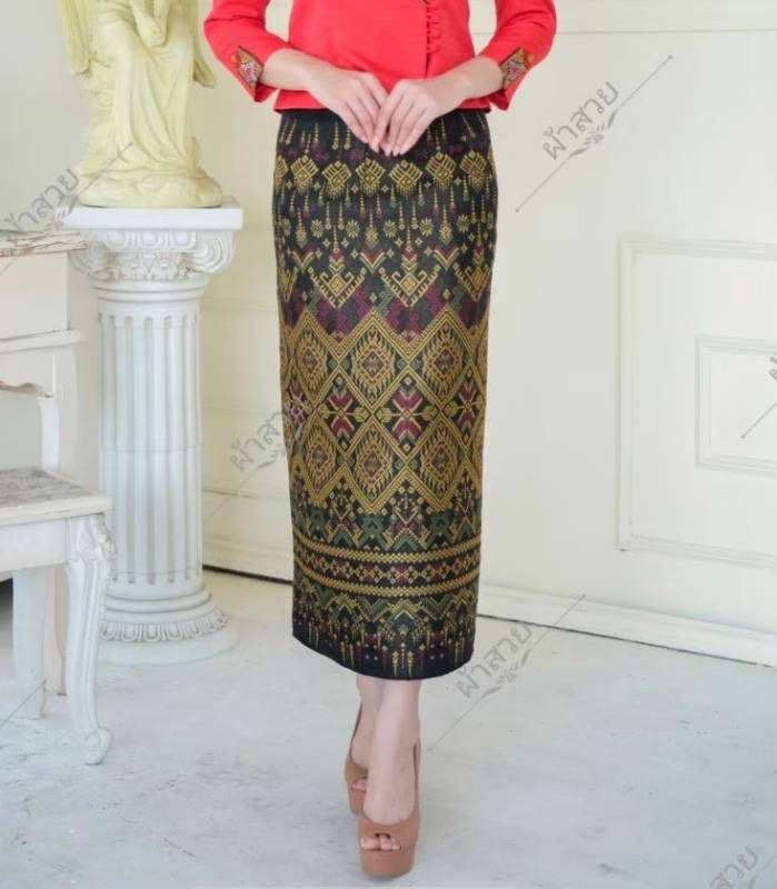 Elegant Thai/Laos Silk Skirt - Free Size Waist 24"- 44", 51-60 Traditional Thai Clothing
