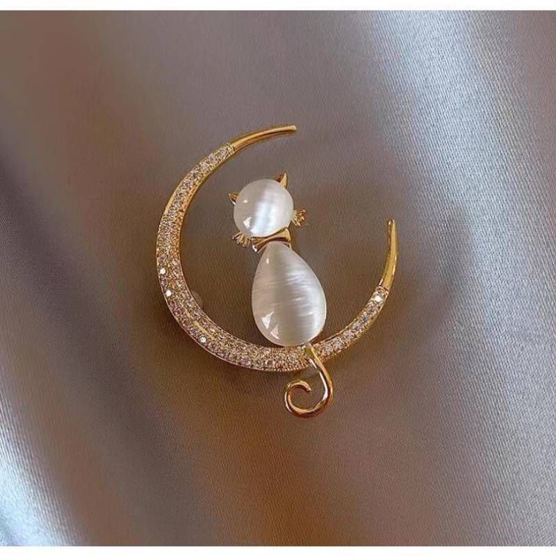 Brooches Collection 003-4 (25 63-85) - Thai Dress Brooches and Jewellry