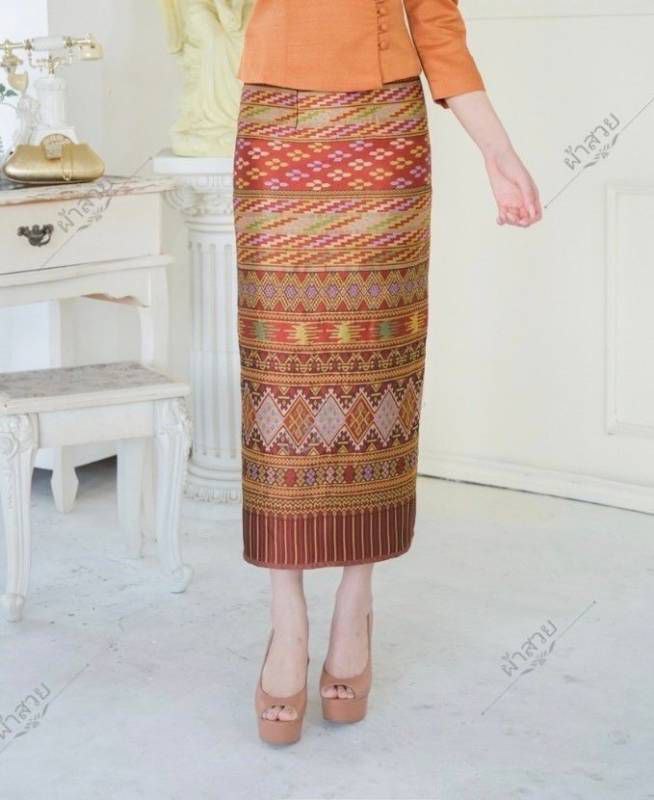 Elegant Thai/Laos Silk Skirt - Free Size Waist 24"- 44", 1-10 Traditional Thai Clothing