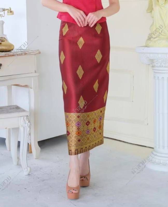 Elegant Thai/Laos Silk Skirt - Free Size Waist 24"- 44", 61-70 Traditional Thai Clothing