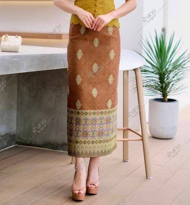 Elegant Thai/Laos Silk Skirt - Free Size Waist 24"- 44", 31-40 Traditional Thai Clothing, Thai Silk Long Skirts