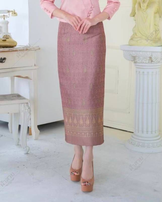 Elegant Thai/Laos Silk Skirt - Free Size Waist 24"- 44", 61-70 Traditional Thai Clothing