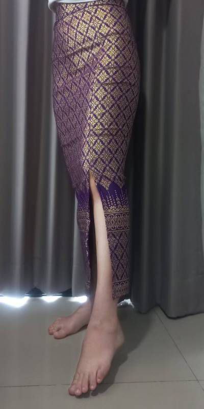 Elegant Thai Laos Silk Long Skirt with Split 24 45 Two Sizes Available Fitted Skirts Size A 25 30 Size B 30 40 Drop 35 Traditional Thai Clothing Thai Silk Skirt