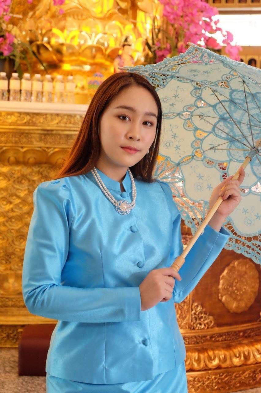 Thai Traditional Dress Chitralada Set Italian Silk Beautiful Shape