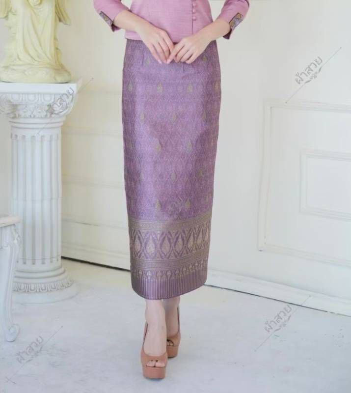 Elegant Thai/Laos Silk Skirt - Free Size Waist 24"- 44", 41-50 Traditional Thai Clothing